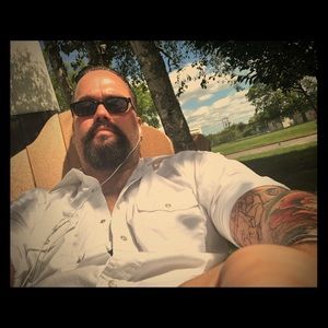 Meet your Posher, Jon